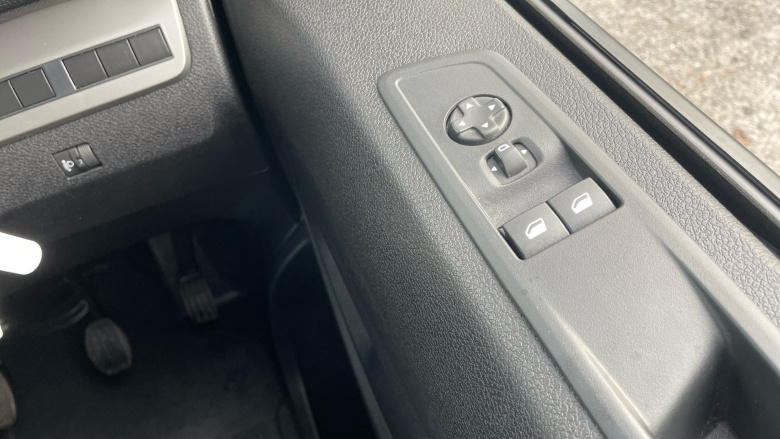 Vauxhall Vivaro L2 Diesel 2.0 Turbo D 145 Prime H1 Van